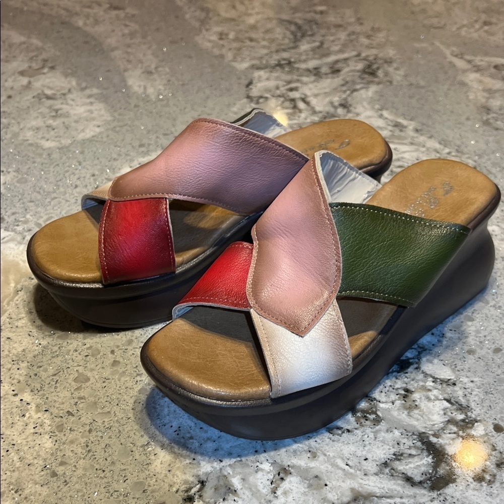 Colorful Women's Wedge Sandals Size 7.5 - Picture 10 of 12